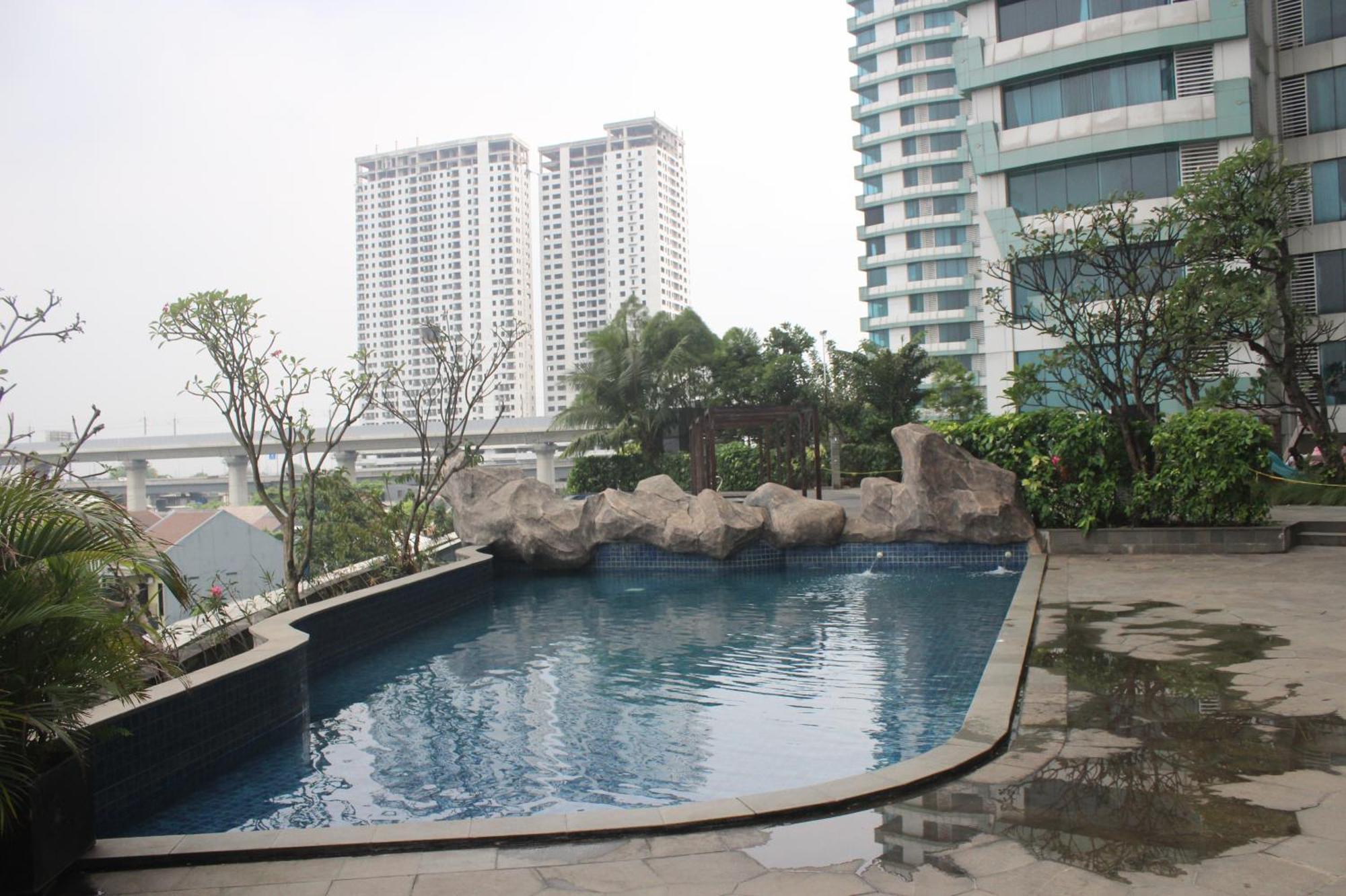 Cozy Grand Kamala Lagoon By Pelita Property Bekasi Bagian luar foto
